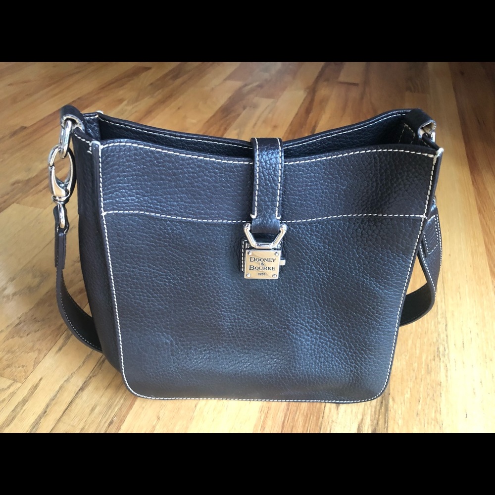 Dooney and Bourke Pebble Grain Black Bag
